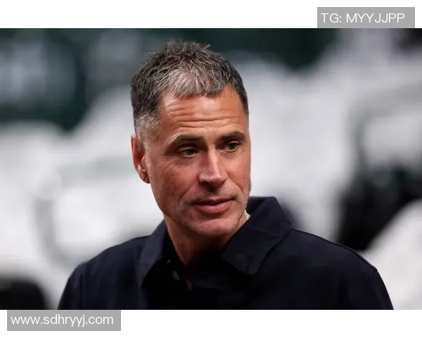 洛杉矶湖人队正式宣布与佩林卡续约续写辉煌未来