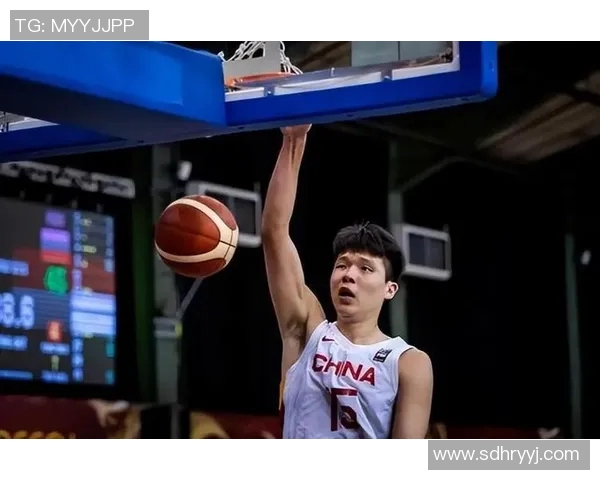 已经裁掉两名外援！CBA黑马遭遇用人荒，土豪俱乐部不想玩了