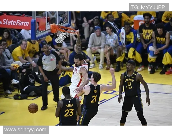 马祖拉：球队中锋掩护技能要不断进步 这是需要每天打磨的技术