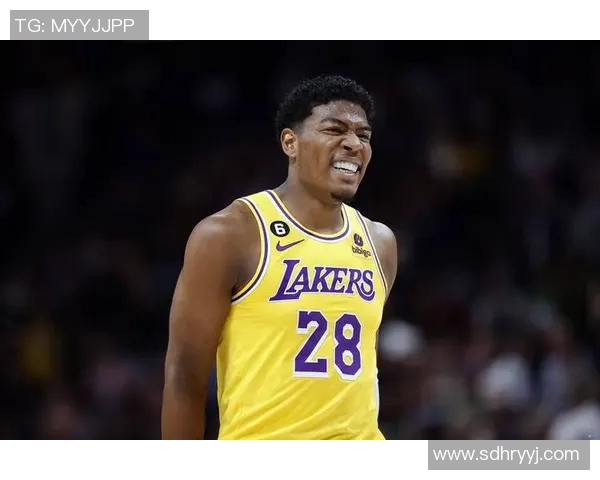 📸今日最佳照片？文班突破迎着浓眉的防守上演恐怖抡扣！