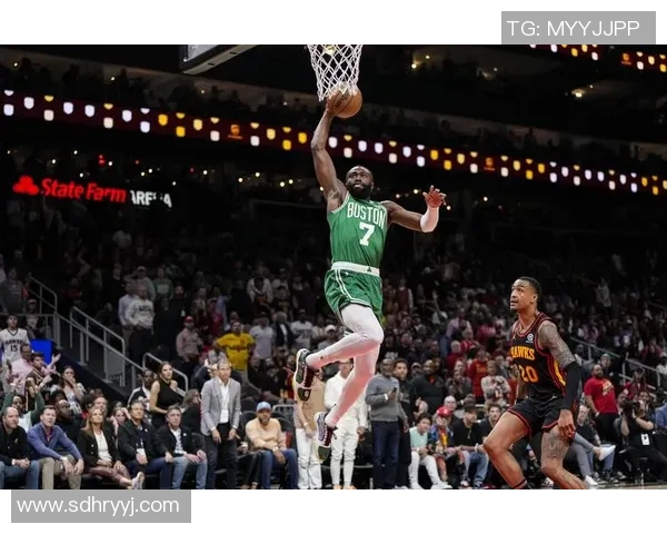 半场战报-绿军落后爵士5分 杰伦·布朗10中3 基昂特·乔治23分